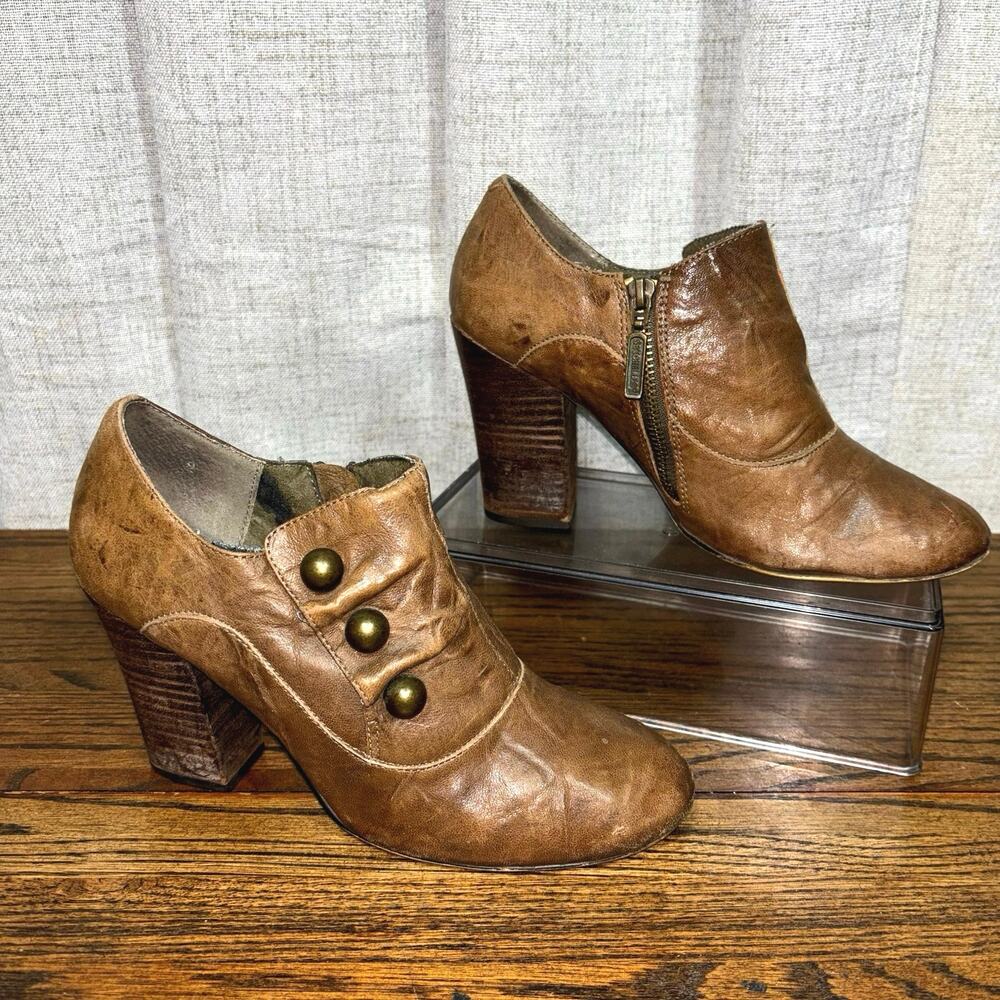 Seychelles Leather Ankle Booties 9 Brown Block Heel Button Boho Zip